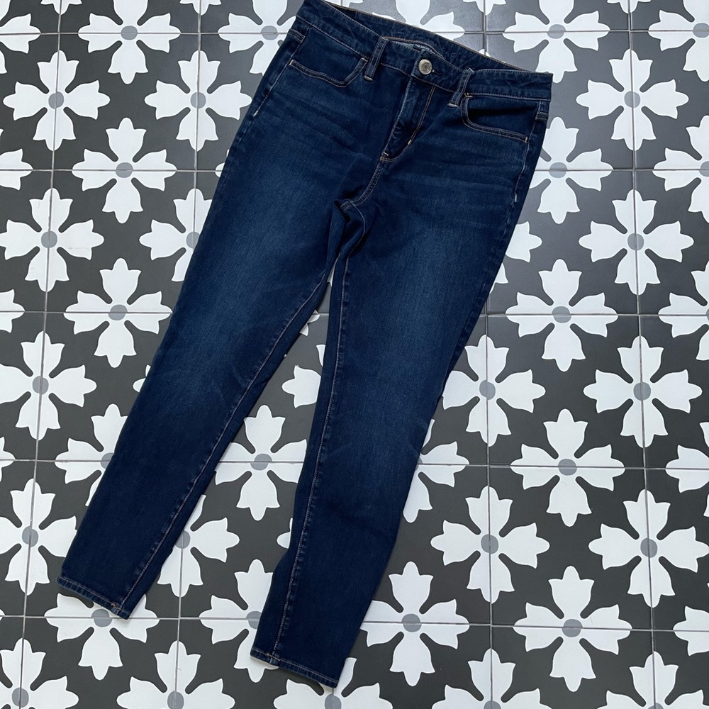 American Eagle The Dream Jean Size 8 Short